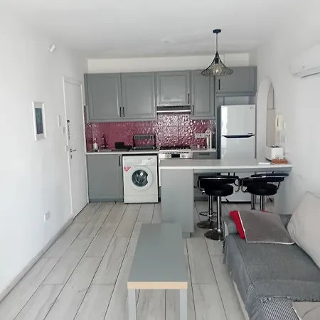 Smart 2 Bedroom Flat Λάρνακα