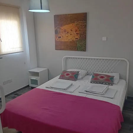 Smart 2 Bedroom Flat Διαμέρισμα *